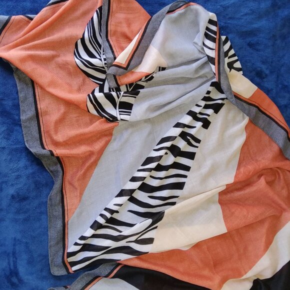 Zebra Print Veil Mantilla Scarf Shawl Wrap - Picture 9 of 11